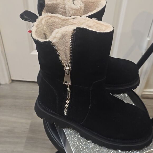 Blondo Burnout Boot- Black - Picture 11 of 12